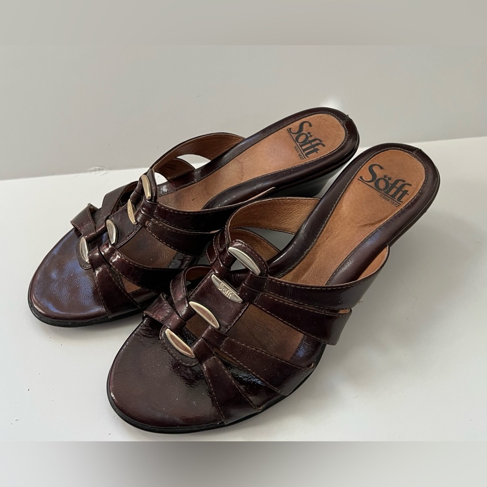 Sofft Womens Slides Sandals Brown Gold Buckles Cork Heel Wedge Slip On US 7.5 M